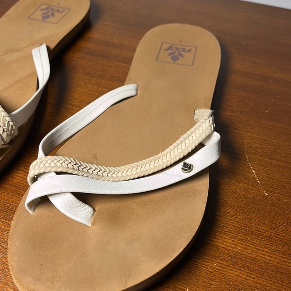 Reef Women's Flip Flops - Picture 2 of 7